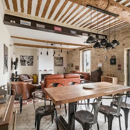 L'oustal Di Fabre - Avec Piscine A Vers-pont-du-gard Villa *