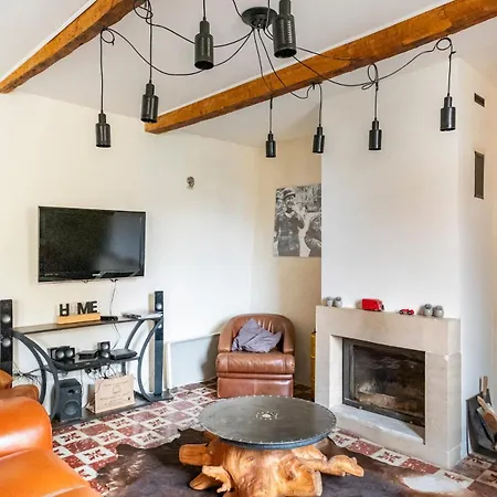 Villa L'oustal Di Fabre - Avec Piscine à Vers-pont-du-gard