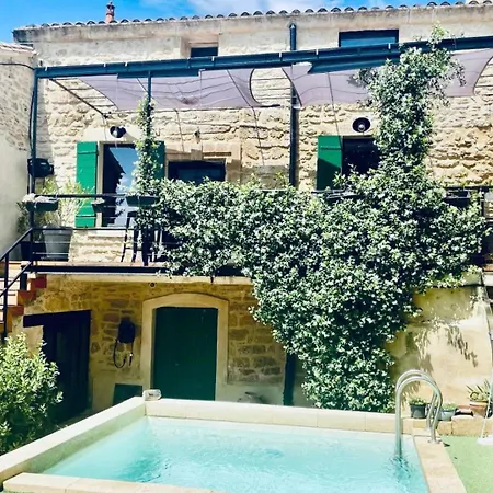 L'oustal Di Fabre - Avec Piscine A Vers-pont-du-gard *