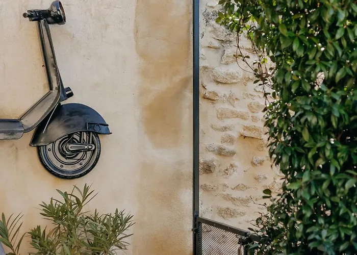 L'oustal Di Fabre - Avec Piscine A Vers-pont-du-gard *