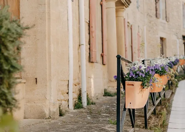 L'oustal Di Fabre - Avec Piscine A Vers-pont-du-gard *