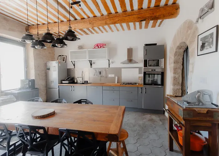 Βίλα L'oustal Di Fabre - Avec Piscine A Vers-pont-du-gard Vers Pont du Gard